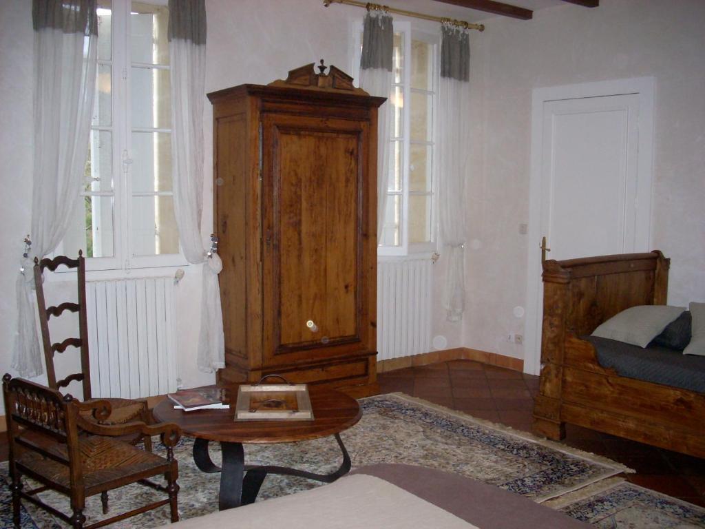 Petit-Palais-et-Cornemps Sous Les Marronniers B&B 외부 사진
