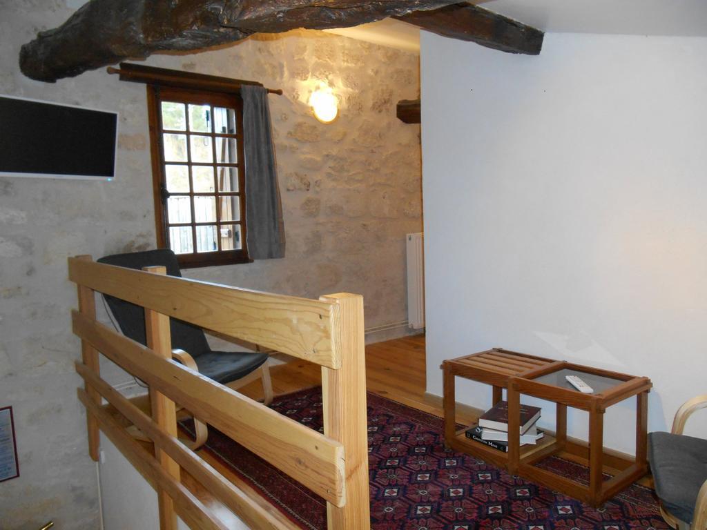 Petit-Palais-et-Cornemps Sous Les Marronniers B&B 외부 사진
