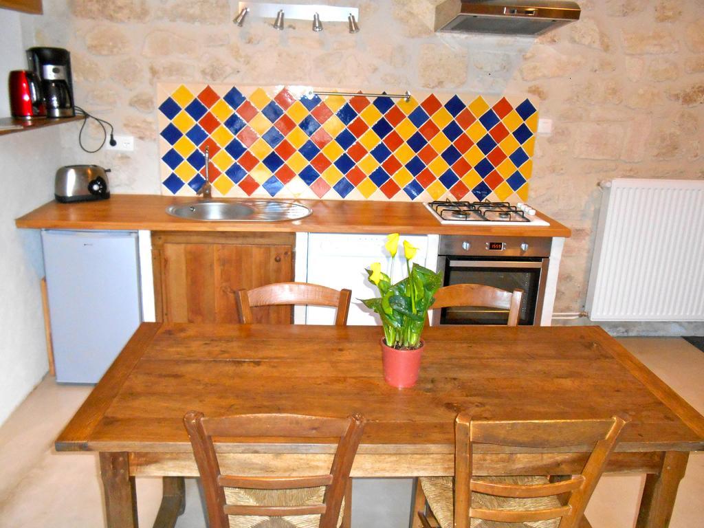 Petit-Palais-et-Cornemps Sous Les Marronniers B&B 외부 사진