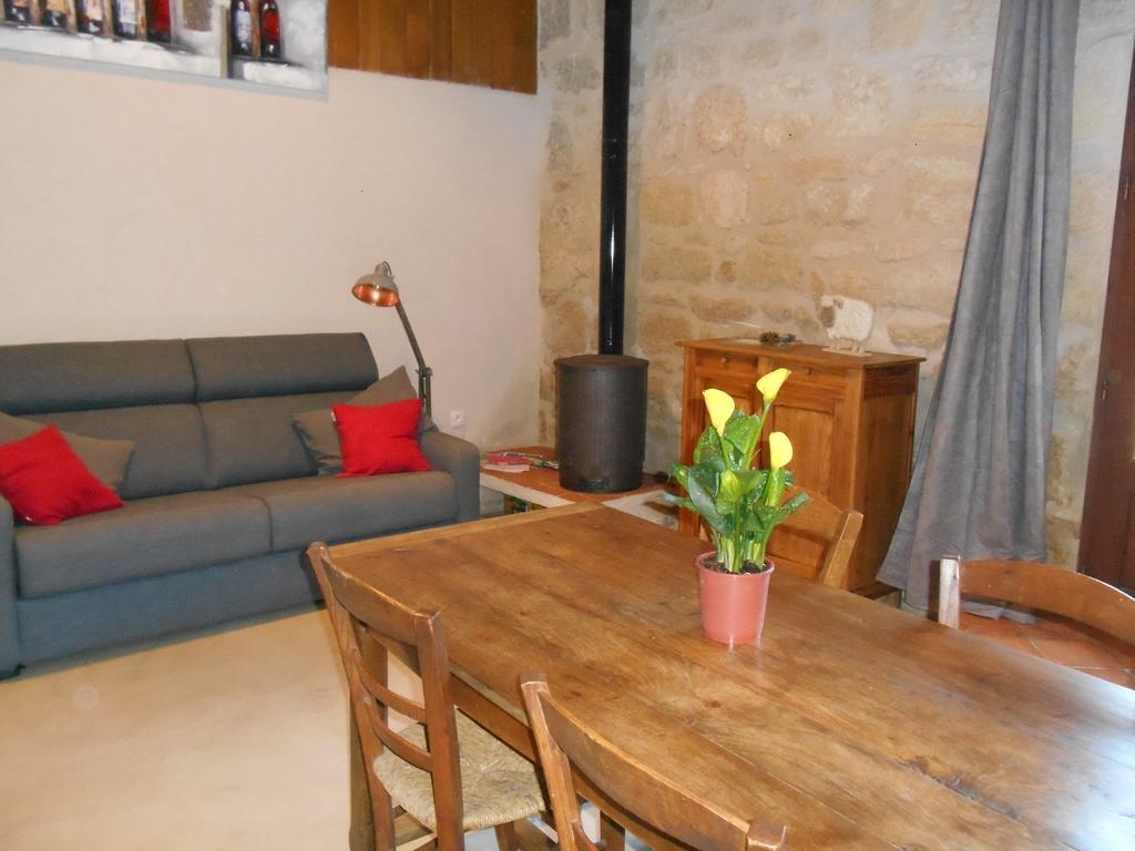 Petit-Palais-et-Cornemps Sous Les Marronniers B&B 외부 사진