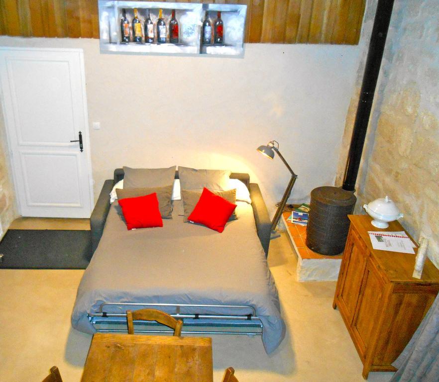 Petit-Palais-et-Cornemps Sous Les Marronniers B&B 외부 사진